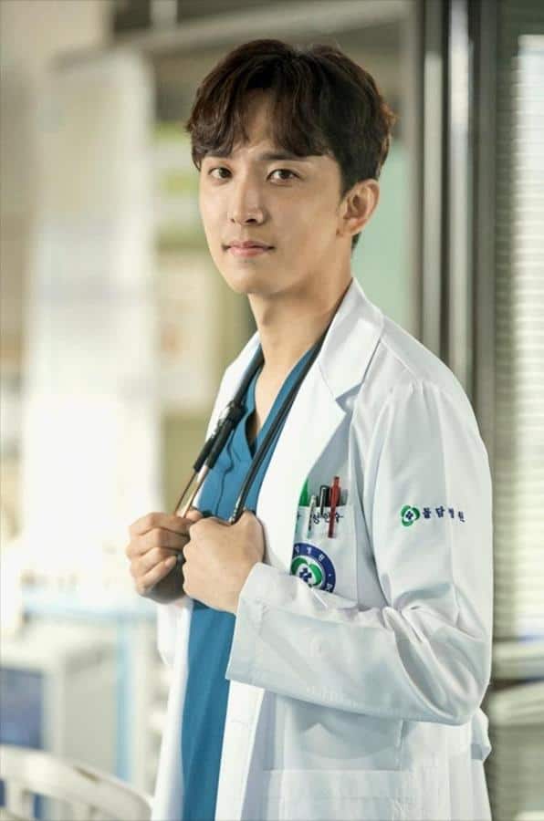 Inilah Daftar Pemain Romantic Doctor Teacher Kim Season 2 13
