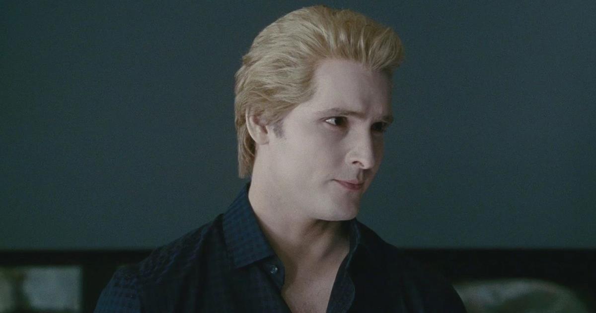 Carlisle Cullen (Peter Facinelli)
