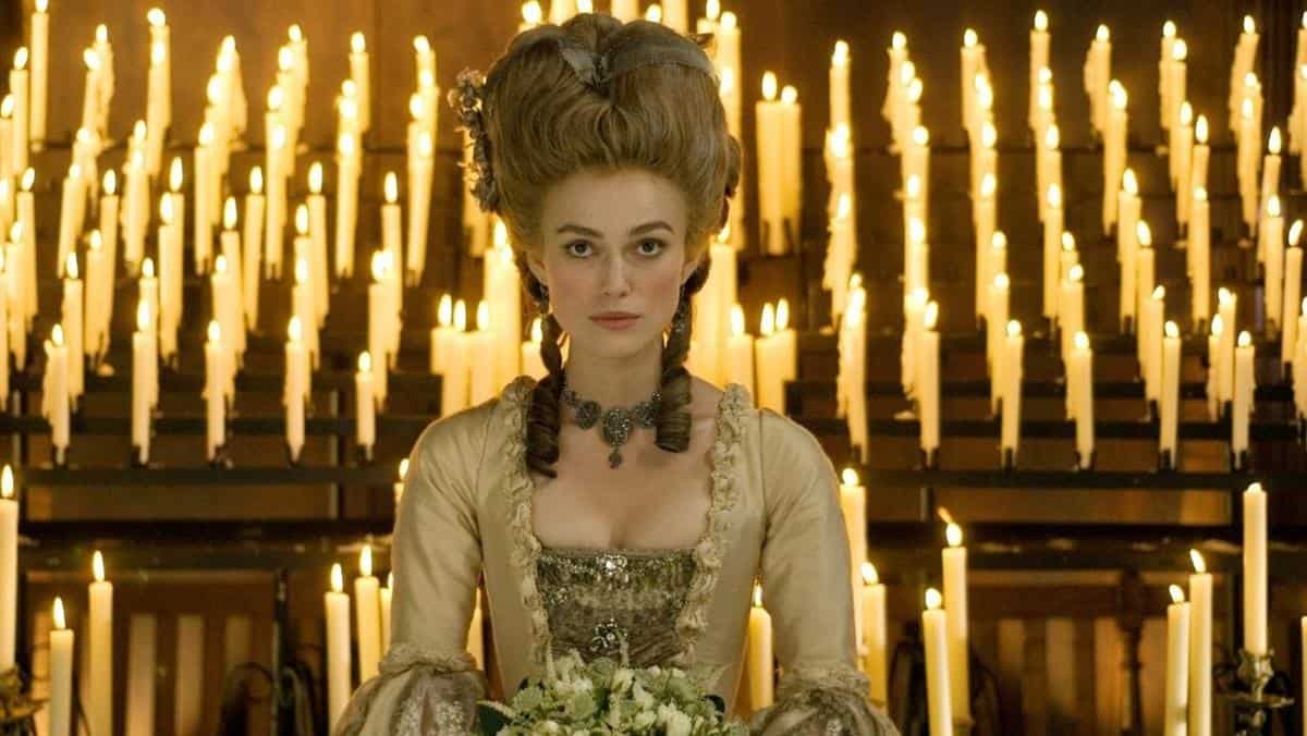 review the duchess_Keira Knightley Tampil Memukau