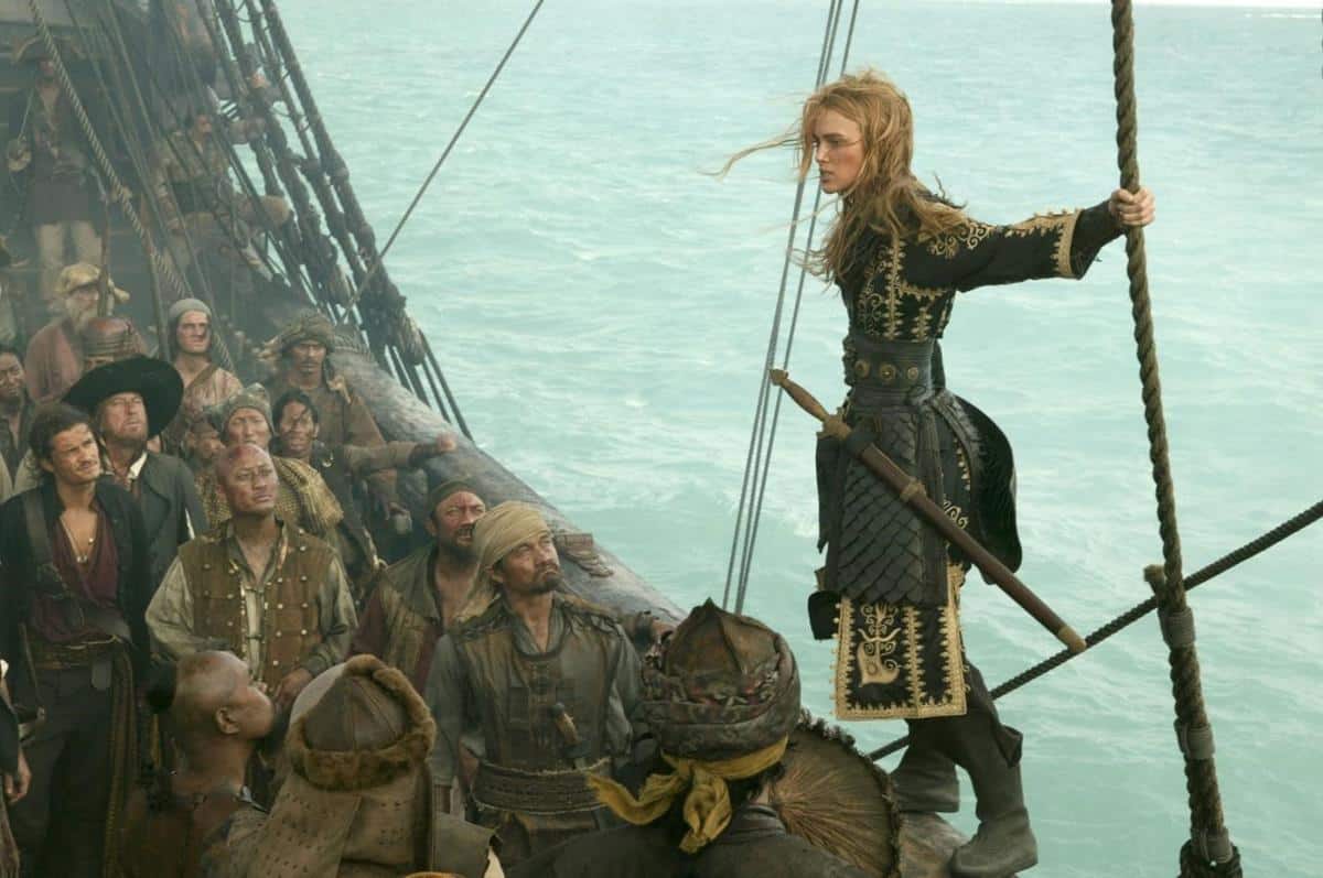 Pirates of the Caribbean: At World's End ($300 juta)