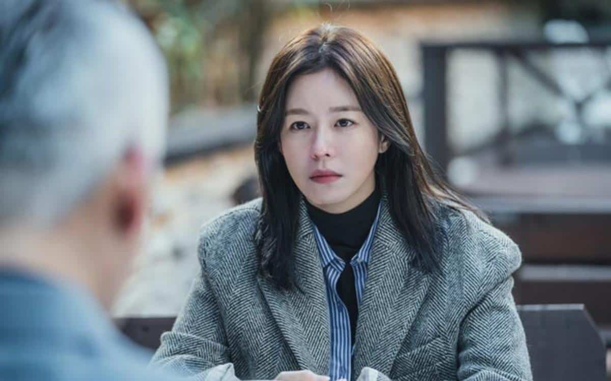 Choi Hong Joo (Kyung Soo Jin)