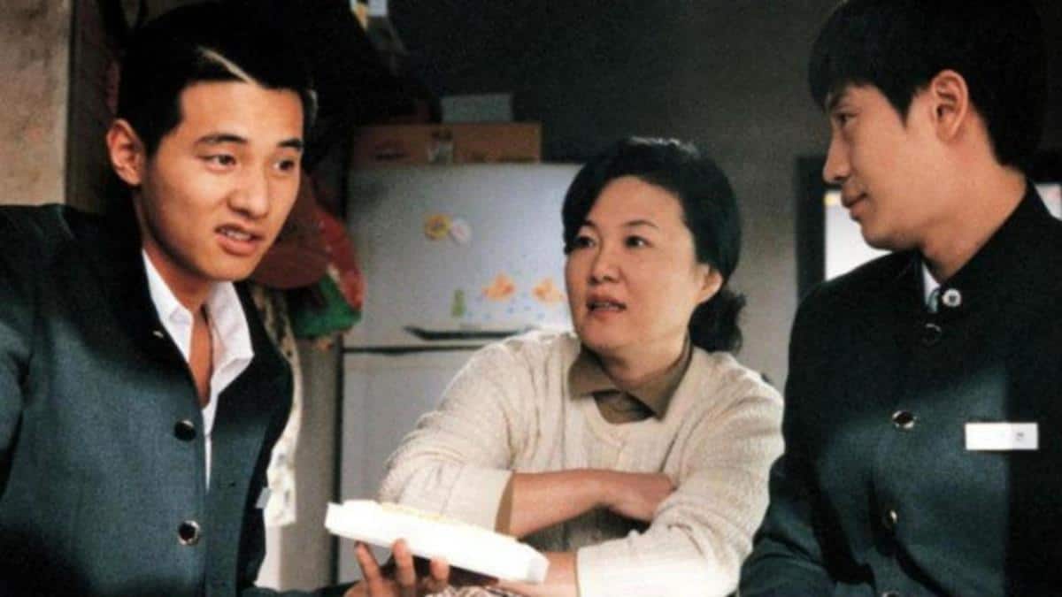 10 Film Terbaik yang Dibintangi oleh Aktor Shin Ha Kyun 17