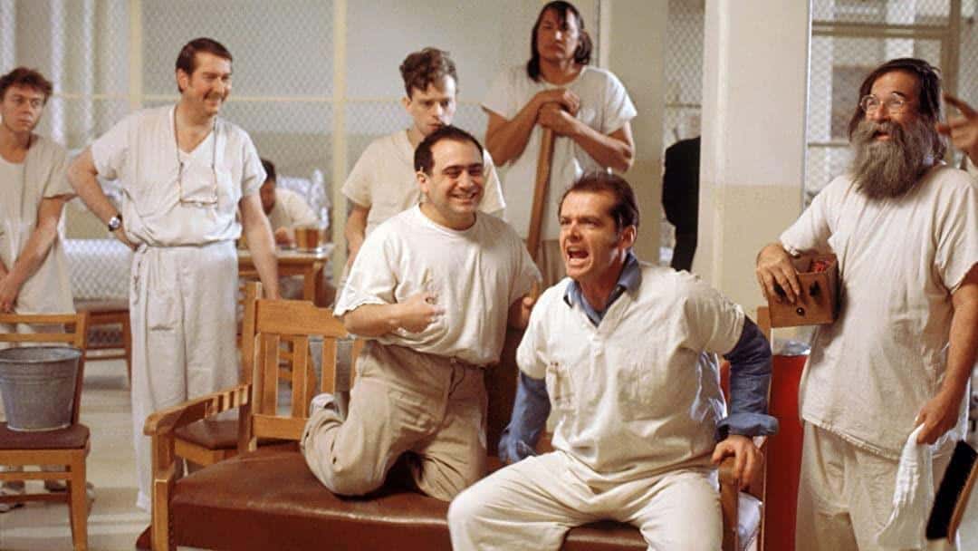 Sinopsis & Review One Flew Over Cuckoo’s Nest (1975) 3