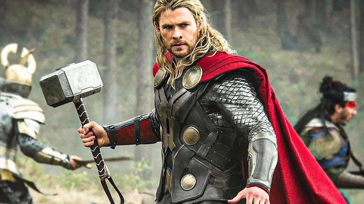 Penggambaran Karakter Thor sebagai Superhero