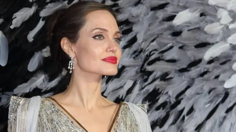 Angelina Jolie pemeran eternals_