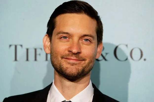 Tobey Maguire (Peter Parker Spider-Man)_