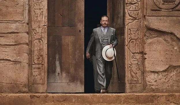 Penggalian Mendalam pada Karakter Hercule Poirot_