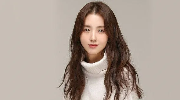 Yoon Ha Jeong – Baek Seo Yi