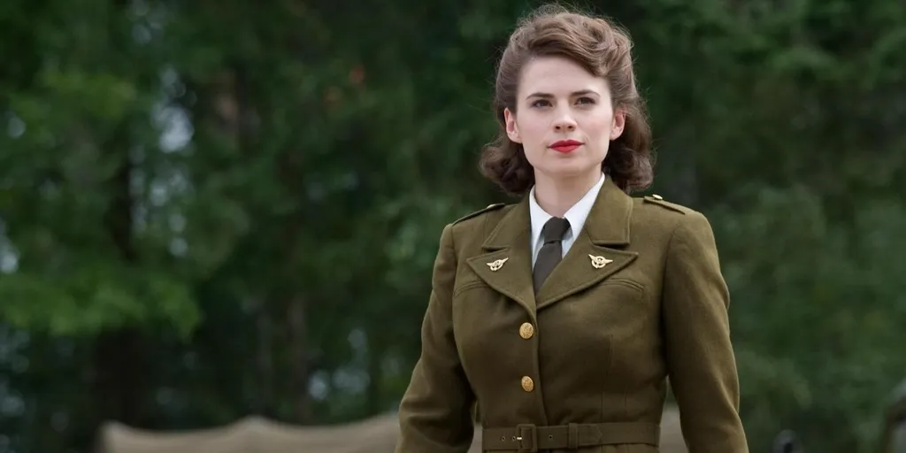 Agent Peggy Carter (Hayley Atwell)