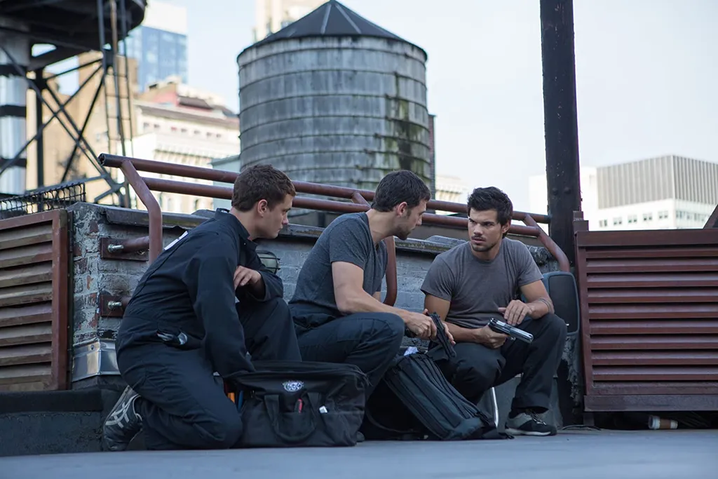 review film tracers_
