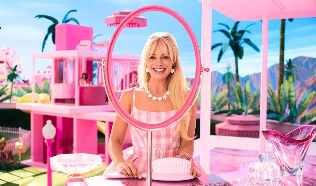 Margot Robbie Adalah Barbie Yang Sempurna_