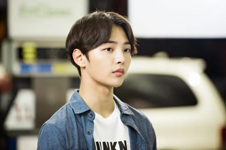 Because It's The First Time kim min jae_