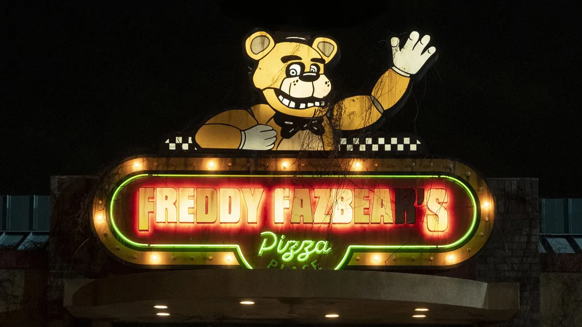 Five Nights at Freddy's_Pizzaria (Copy)
